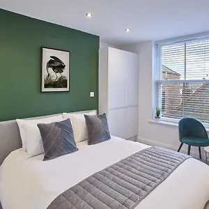  Apartment Host & - Two, Hudsons Yard House United Kingdom