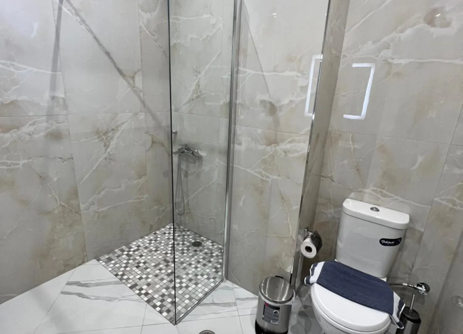 Oscar'S Apartments Drymades Dhërmi Albanië